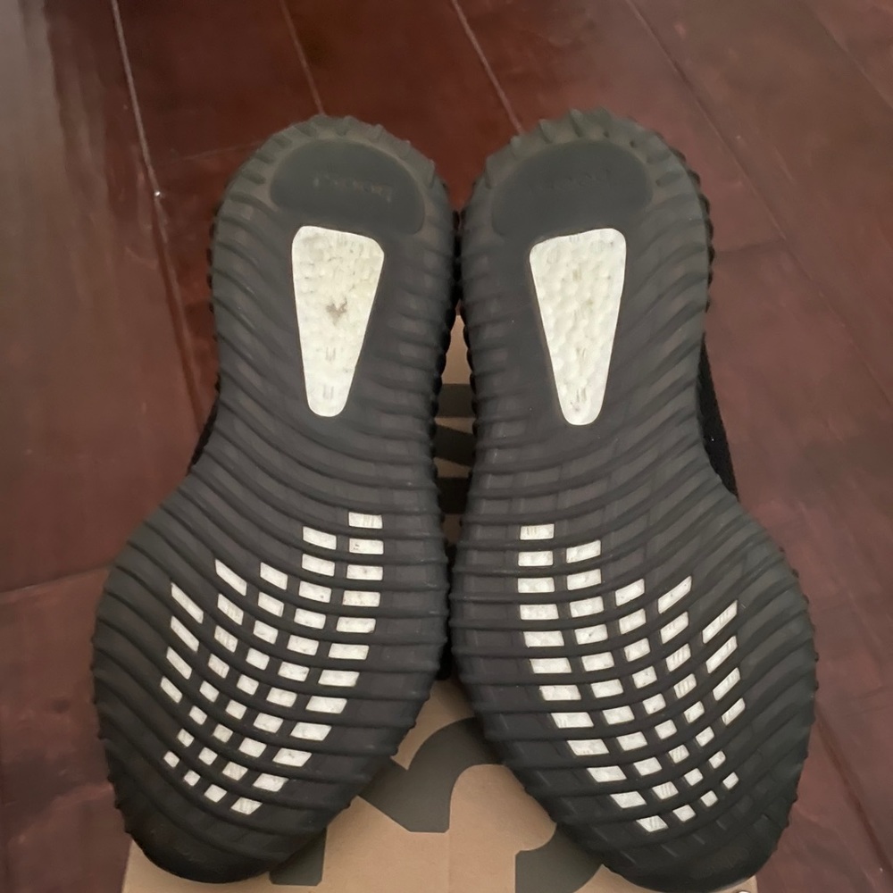 ❌SOLD❌ Adidas Yeezy OREO Boost 350 V2 Core Black - Picture 11 of 17